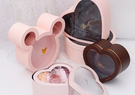 comprar Caixa de Presente de Dia dos Namorados Coração Mickey Caixas de Papelão Rígido Florais Exibição de Janela de PVC online manufacture