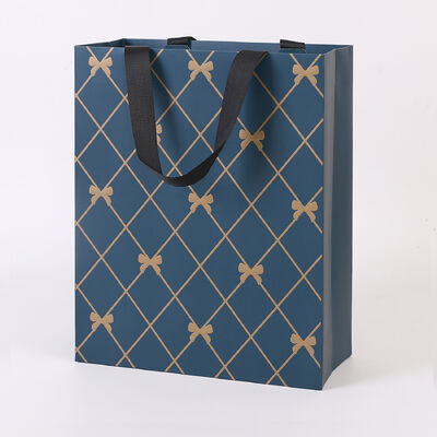 comprar Bolsas de papel de alta qualidade Bolsas de compras de vestuário Bolsas cosméticas Bolsas de presente e bolsas de lembranças online manufacture