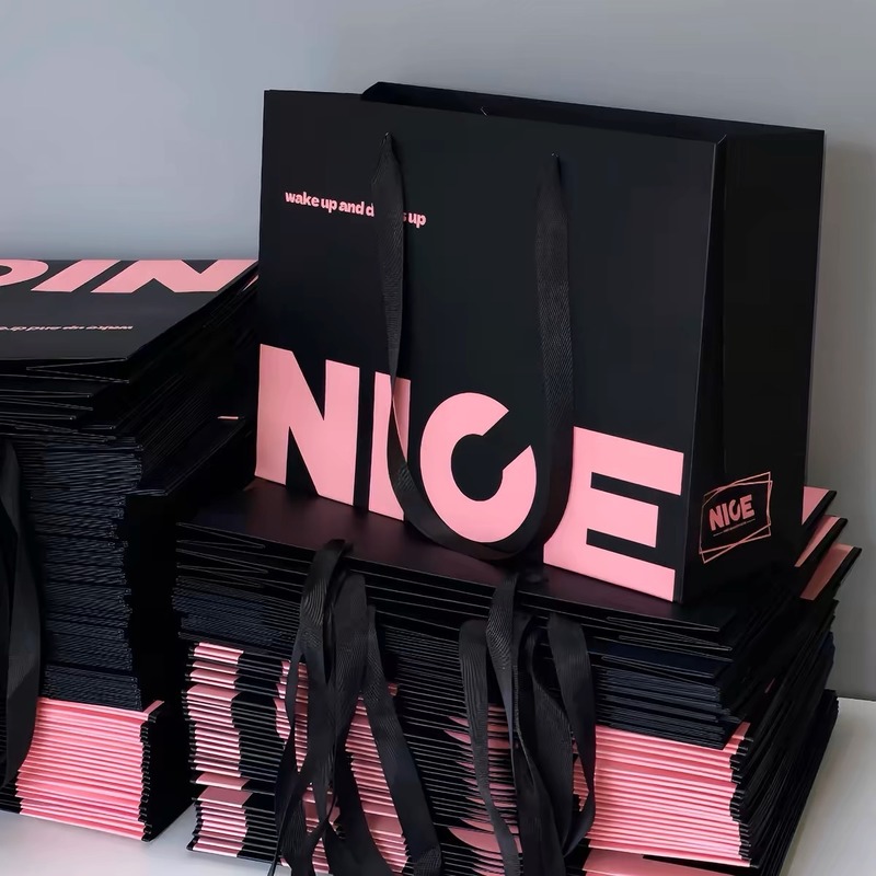 17x8x21cm Craft Tote Bags 20x10x28cm  Packing Bags For Gifts Customized Color