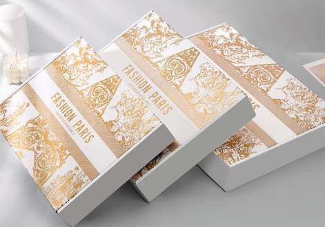 Đơn vị hóa kích thước hộp quà màu trắng đục vàng giấy dán tem hộp vận chuyển