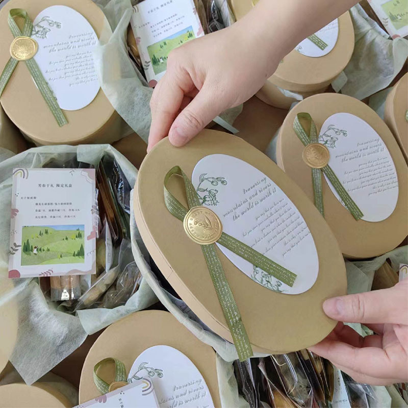 Kraft Paper Biscuit  Oval Gift Box Candy Kraft Paper Gift Boxes  19 X 13.5cm 24 X 19cm