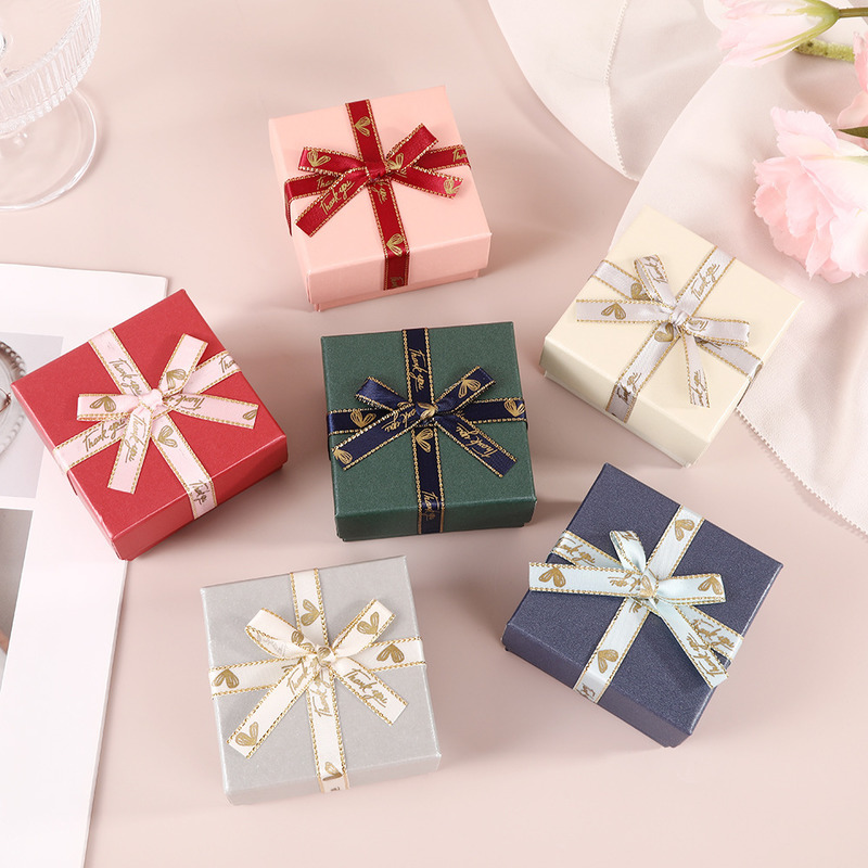 正方形 5cm 9cm 製品パッケージ ネックレス パッケージボックス 小さな旅行用ジュエリーボックス