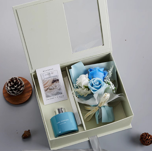 Luxury Scented Gift Box Premium Home Fragrance Rose Bouquet Set Flip Top Window Design