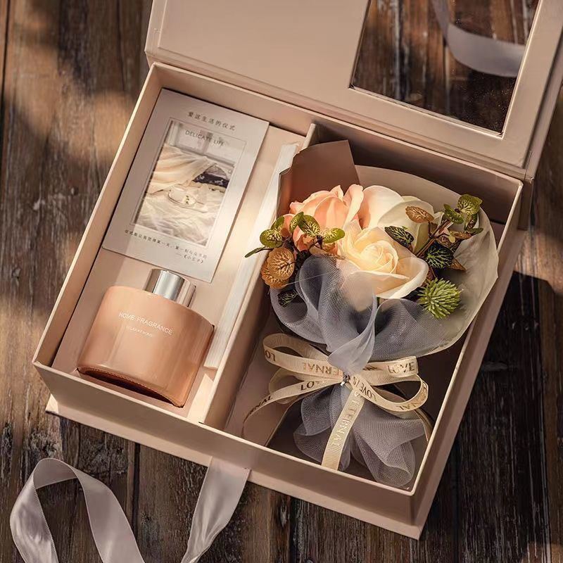 Luxury Scented Gift Box Premium Home Fragrance Rose Bouquet Set Flip Top Window Design