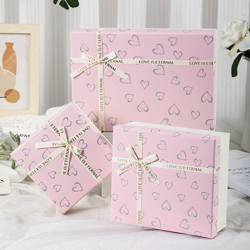 Gift Box Set Premium Heart Pattern Packaging Pink Box In Box Design Cosmetic Perfume Presentation Luxury Ribbon Accent