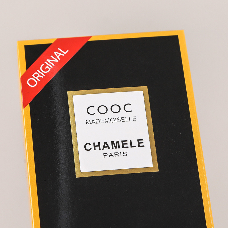 Custom Printed Cosmetic Packaging Boxes Paper Boxes For Perfumes Daily Essentials With Windowed Gift Box Options