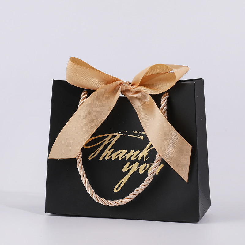 Custom White Cardboard Kraft Paper Candy Gift Boxes  Wedding Favor Boxes With Gold Foil Stamping